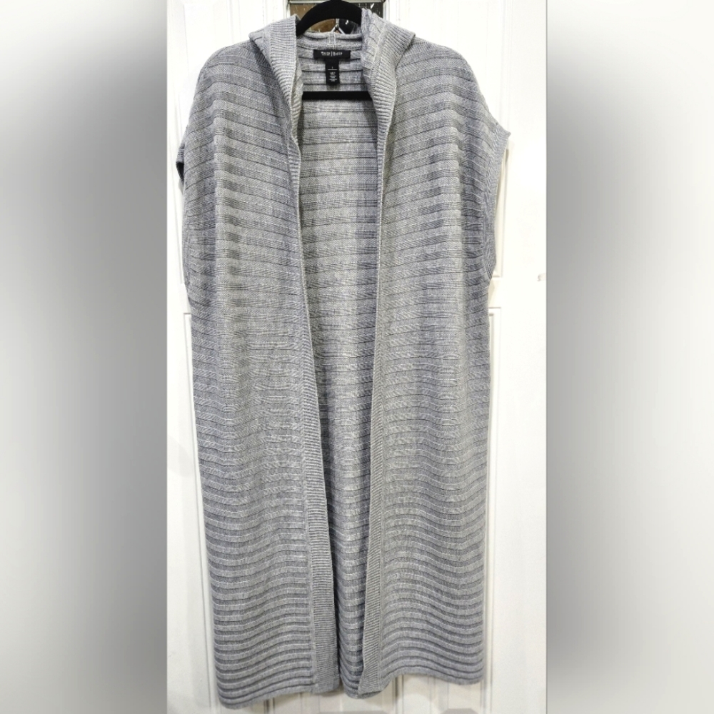 White House Black market gray hoodie open cardigan duster women's size S…
